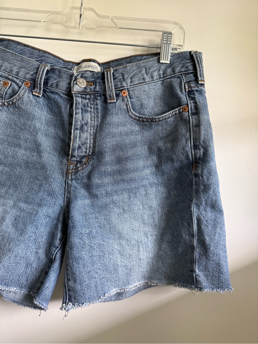 Madewell Raw Hem Light Blue Denim Shorts, Size 28 - Picture 3 of 6
